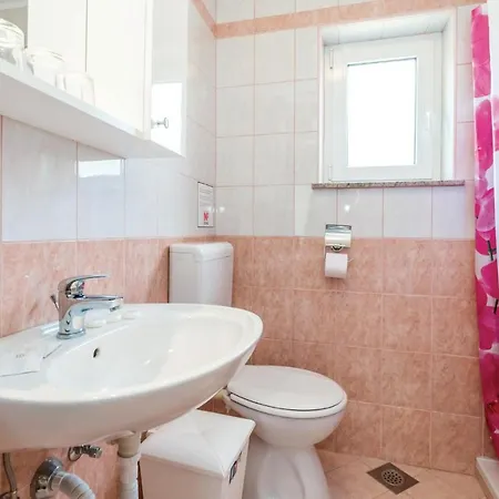 Apartament Stunning In Brseč